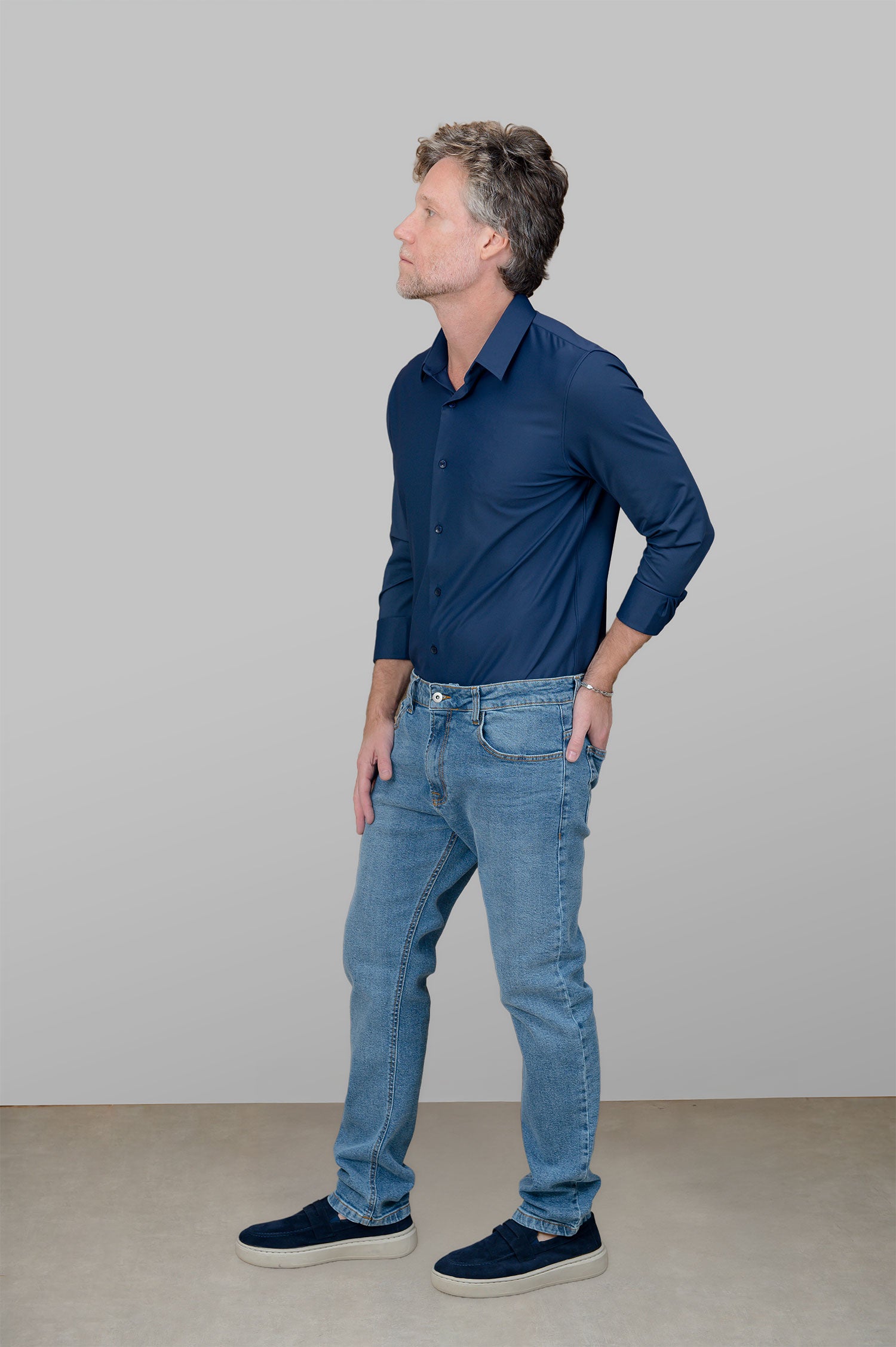 Camisa Slim de Poliamida Marinho