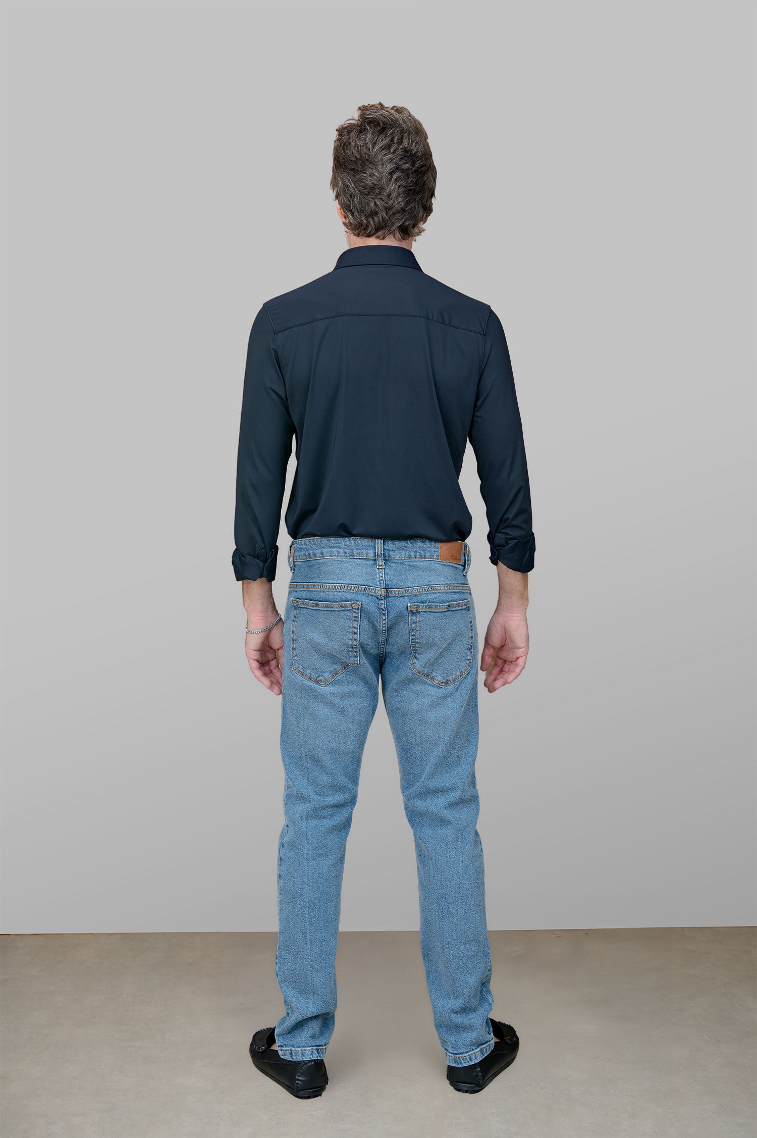Camisa Slim de Poliamida Preta