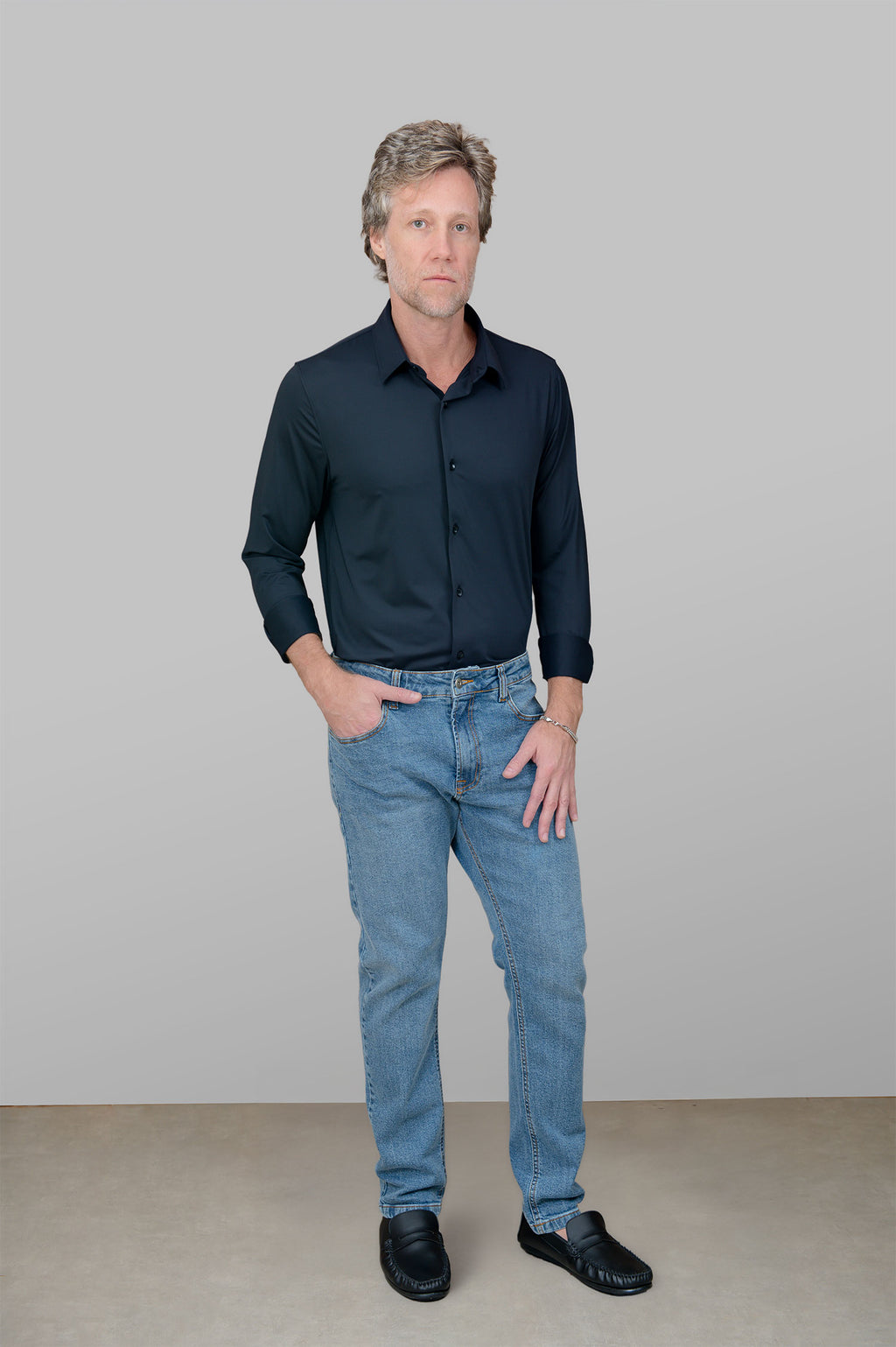 Camisa Slim de Poliamida Preta